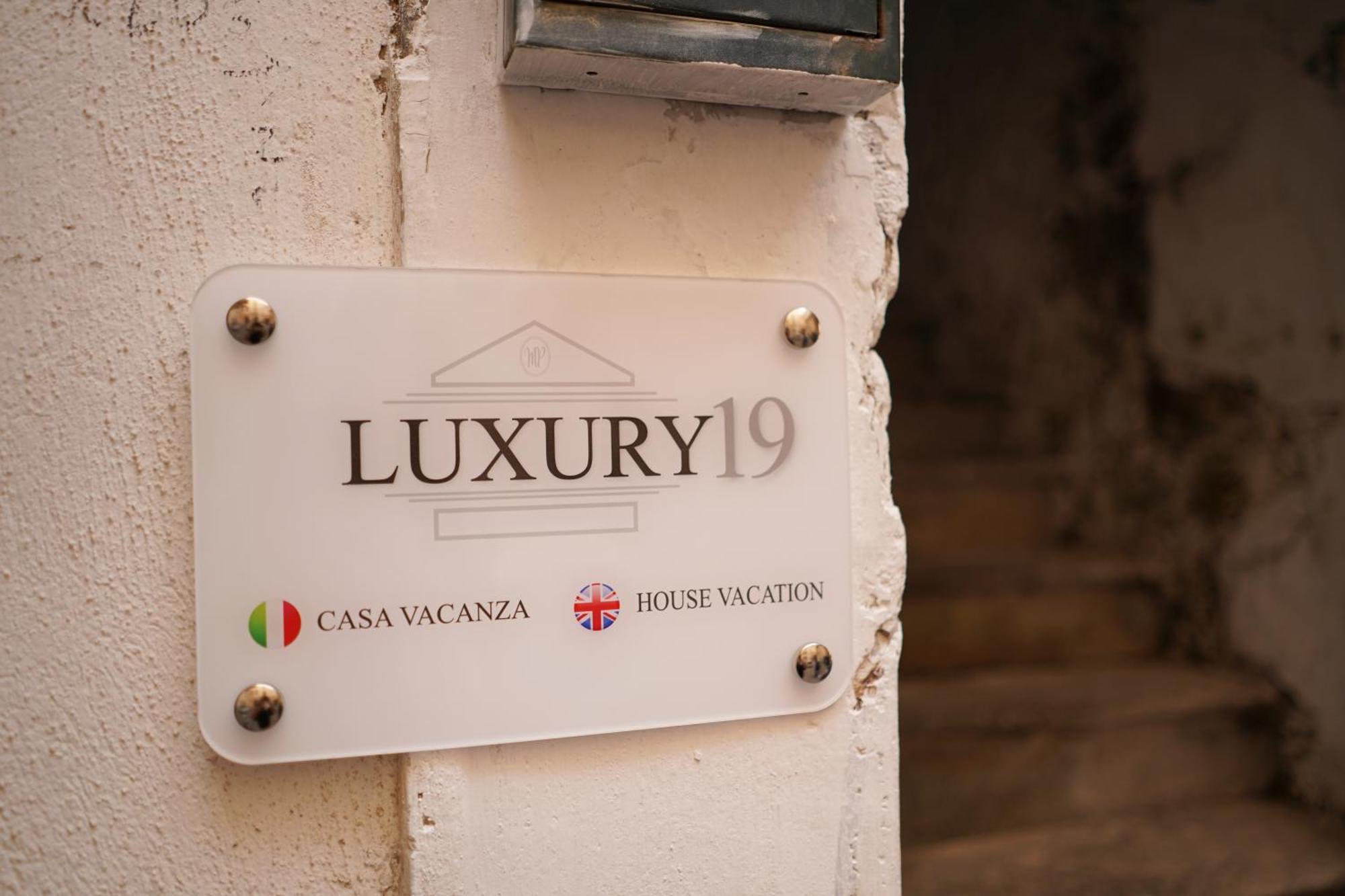 דירות נאפולי Luxury19 - View Of Vesuvius מראה חיצוני תמונה